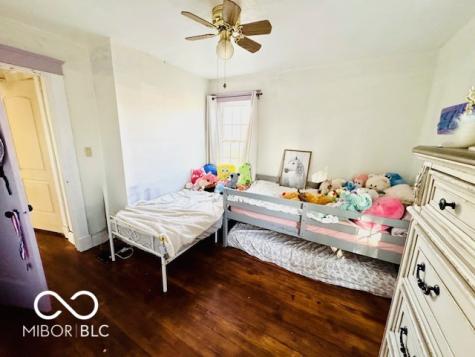1218 N Ewing Street Seymour IN 47274