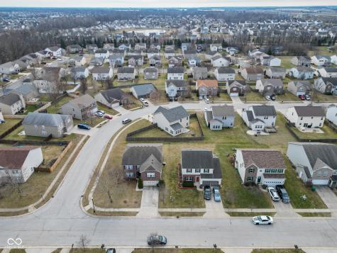 10326 Haag Drive Brownsburg IN 46112