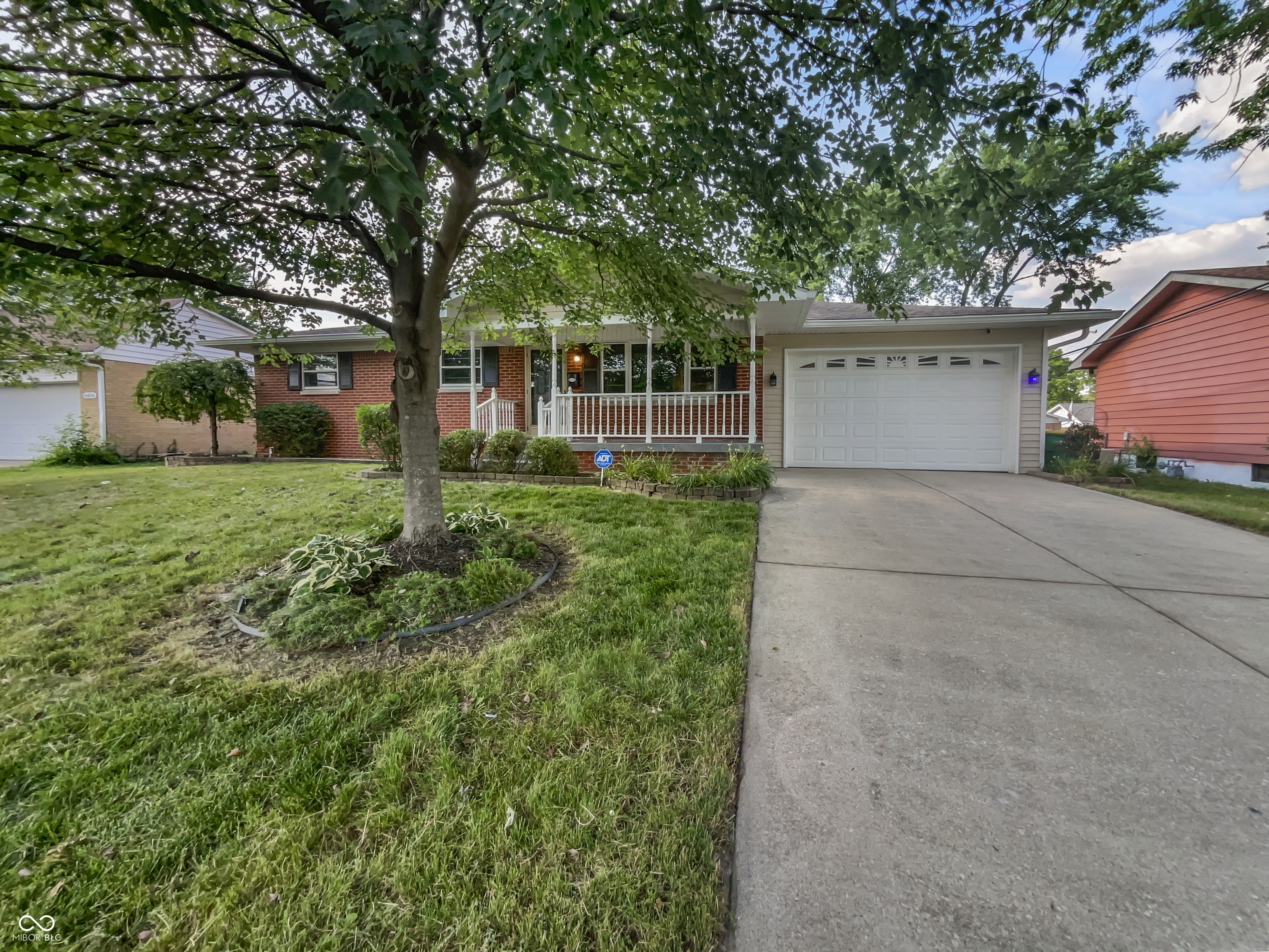 6008 Hollister Drive Indianapolis IN 46224