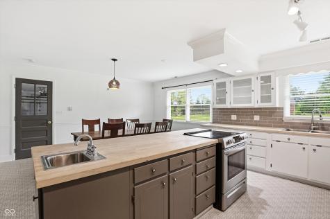 132 Beechwood Drive Westfield IN 46074