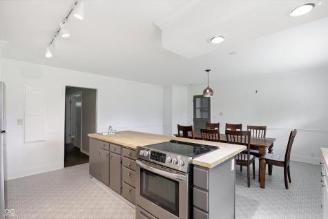 132 Beechwood Drive Westfield IN 46074