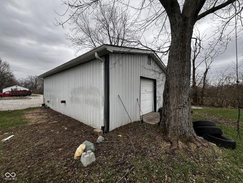 1730 Wishmeyer Lane Indianapolis IN 46239