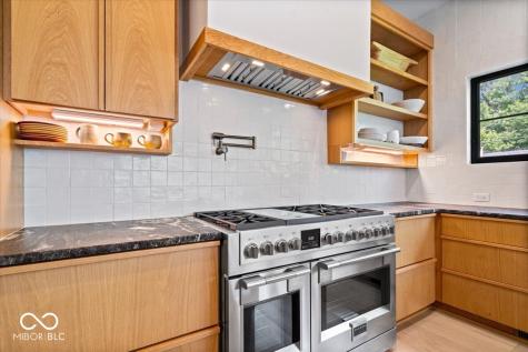 631 1st Avenue NW Carmel IN 46032