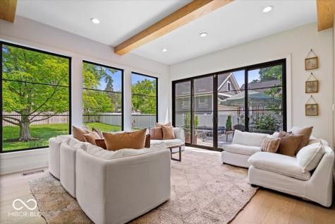 631 1st Avenue NW Carmel IN 46032