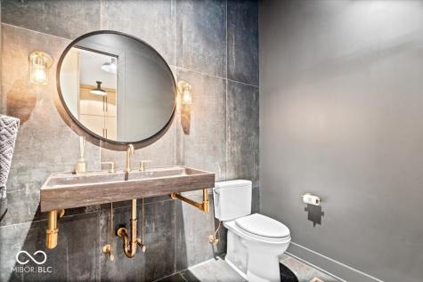 631 1st Avenue NW Carmel IN 46032