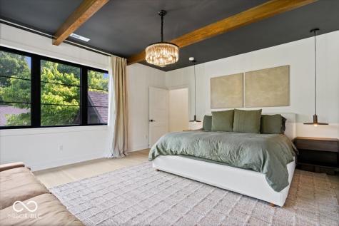 631 1st Avenue NW Carmel IN 46032