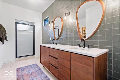 631 1st Avenue NW Carmel IN 46032