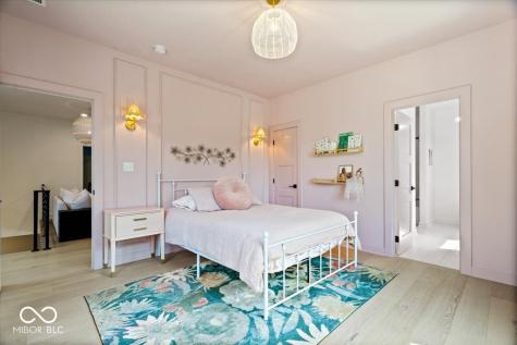 631 1st Avenue NW Carmel IN 46032