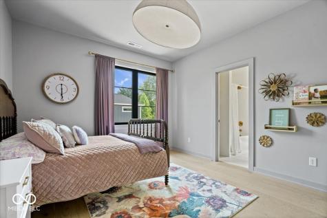 631 1st Avenue NW Carmel IN 46032