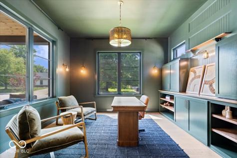 631 1st Avenue NW Carmel IN 46032