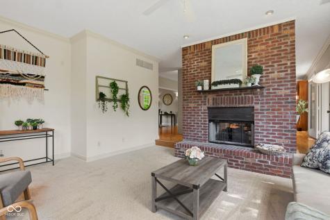 1603 S Jeanne Court New Palestine IN 46163