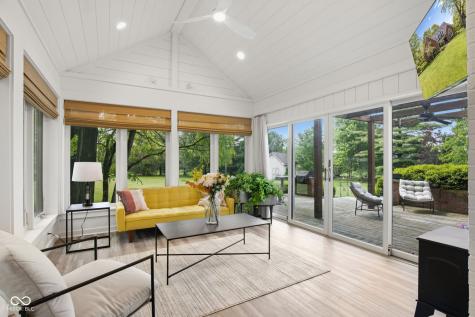 1603 S Jeanne Court New Palestine IN 46163