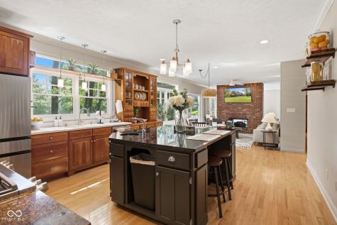1603 S Jeanne Court New Palestine IN 46163
