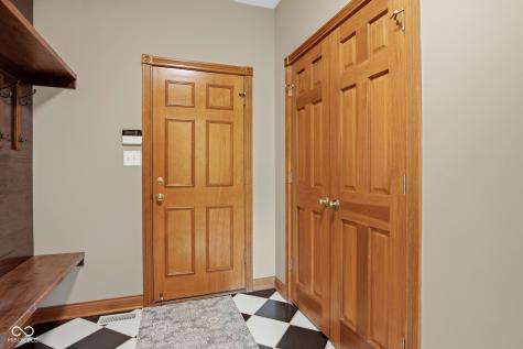 1603 S Jeanne Court New Palestine IN 46163