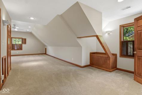 1603 S Jeanne Court New Palestine IN 46163