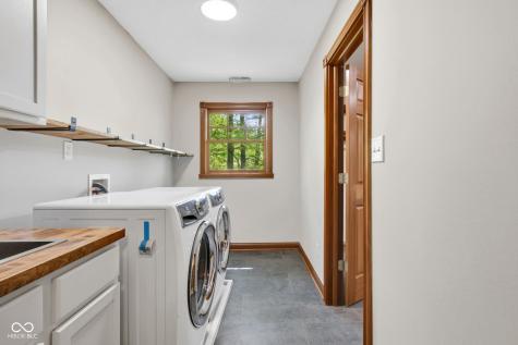 1603 S Jeanne Court New Palestine IN 46163