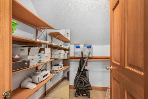 1603 S Jeanne Court New Palestine IN 46163