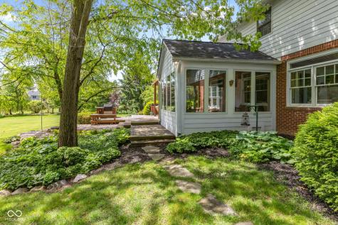 1603 S Jeanne Court New Palestine IN 46163