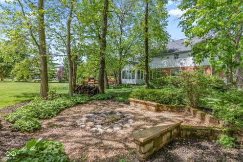 1603 S Jeanne Court New Palestine IN 46163