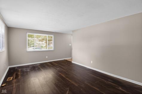 9301 Shenandoah Court Indianapolis IN 46229
