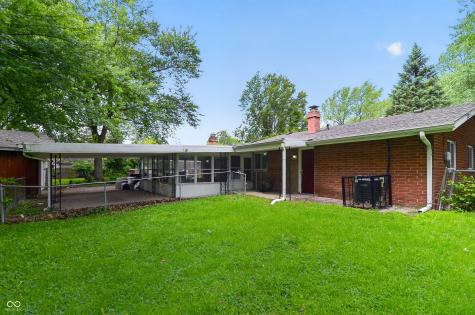 9301 Shenandoah Court Indianapolis IN 46229