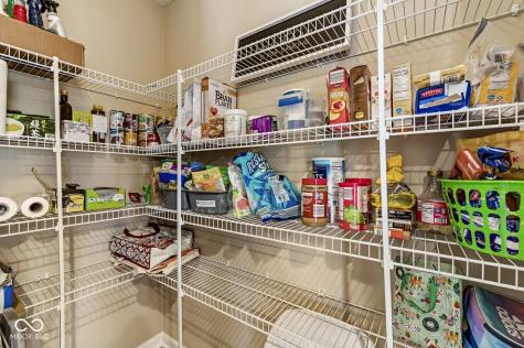 7825 Andaman Drive Zionsville IN 46077