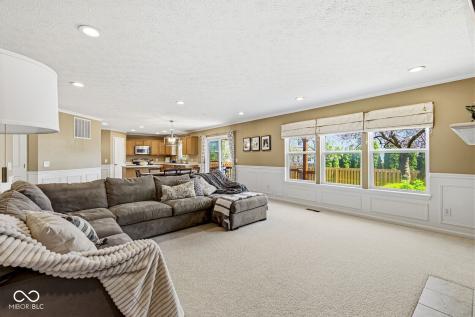 7825 Andaman Drive Zionsville IN 46077
