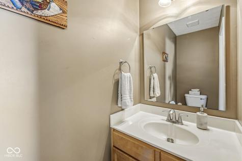 7825 Andaman Drive Zionsville IN 46077