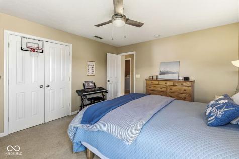 7825 Andaman Drive Zionsville IN 46077