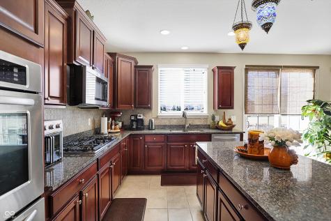 14347 Camelot House Way Fishers IN 46037