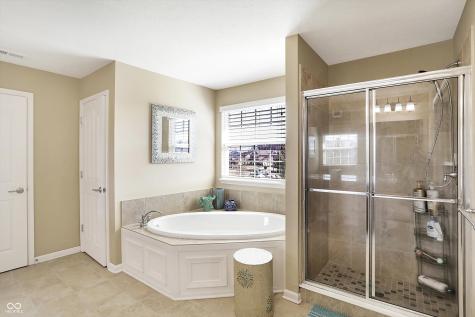 14347 Camelot House Way Fishers IN 46037