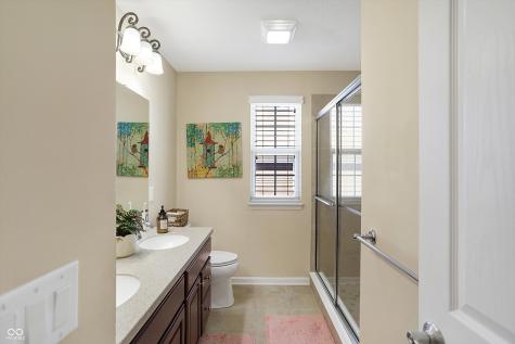 14347 Camelot House Way Fishers IN 46037