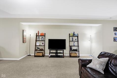 14347 Camelot House Way Fishers IN 46037