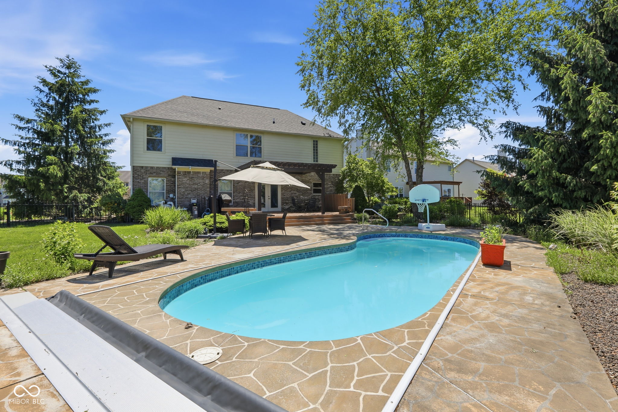 8240 Thorn Bend Drive Indianapolis IN 46278