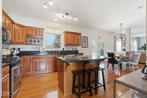8240 Thorn Bend Drive Indianapolis IN 46278