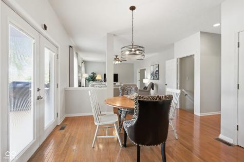 8240 Thorn Bend Drive Indianapolis IN 46278