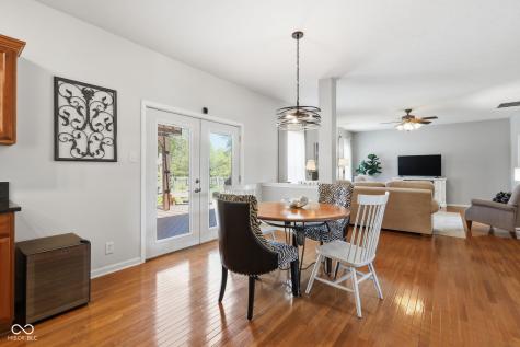 8240 Thorn Bend Drive Indianapolis IN 46278