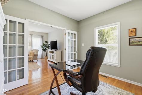 8240 Thorn Bend Drive Indianapolis IN 46278