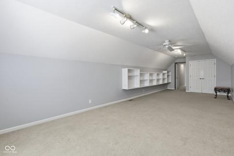 8240 Thorn Bend Drive Indianapolis IN 46278