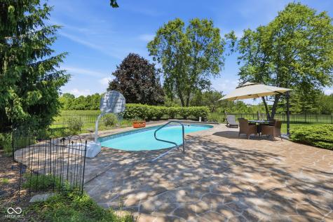 8240 Thorn Bend Drive Indianapolis IN 46278
