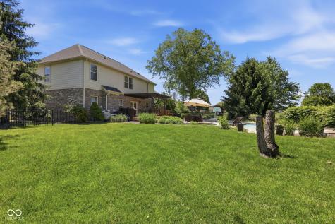 8240 Thorn Bend Drive Indianapolis IN 46278
