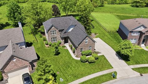 8240 Thorn Bend Drive Indianapolis IN 46278