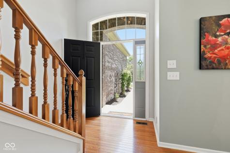 8240 Thorn Bend Drive Indianapolis IN 46278