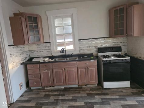 8321 E 42nd Street Indianapolis IN 46226
