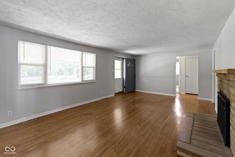 11994 Greenfield Road Zionsville IN 46077