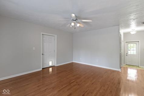 11994 Greenfield Road Zionsville IN 46077