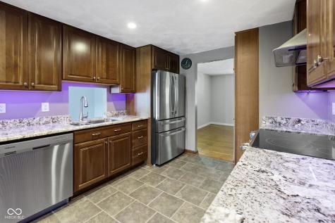 11994 Greenfield Road Zionsville IN 46077