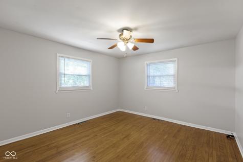 11994 Greenfield Road Zionsville IN 46077