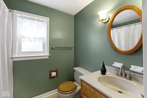 11994 Greenfield Road Zionsville IN 46077