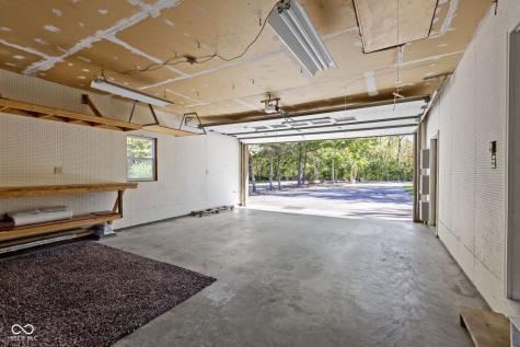 11994 Greenfield Road Zionsville IN 46077